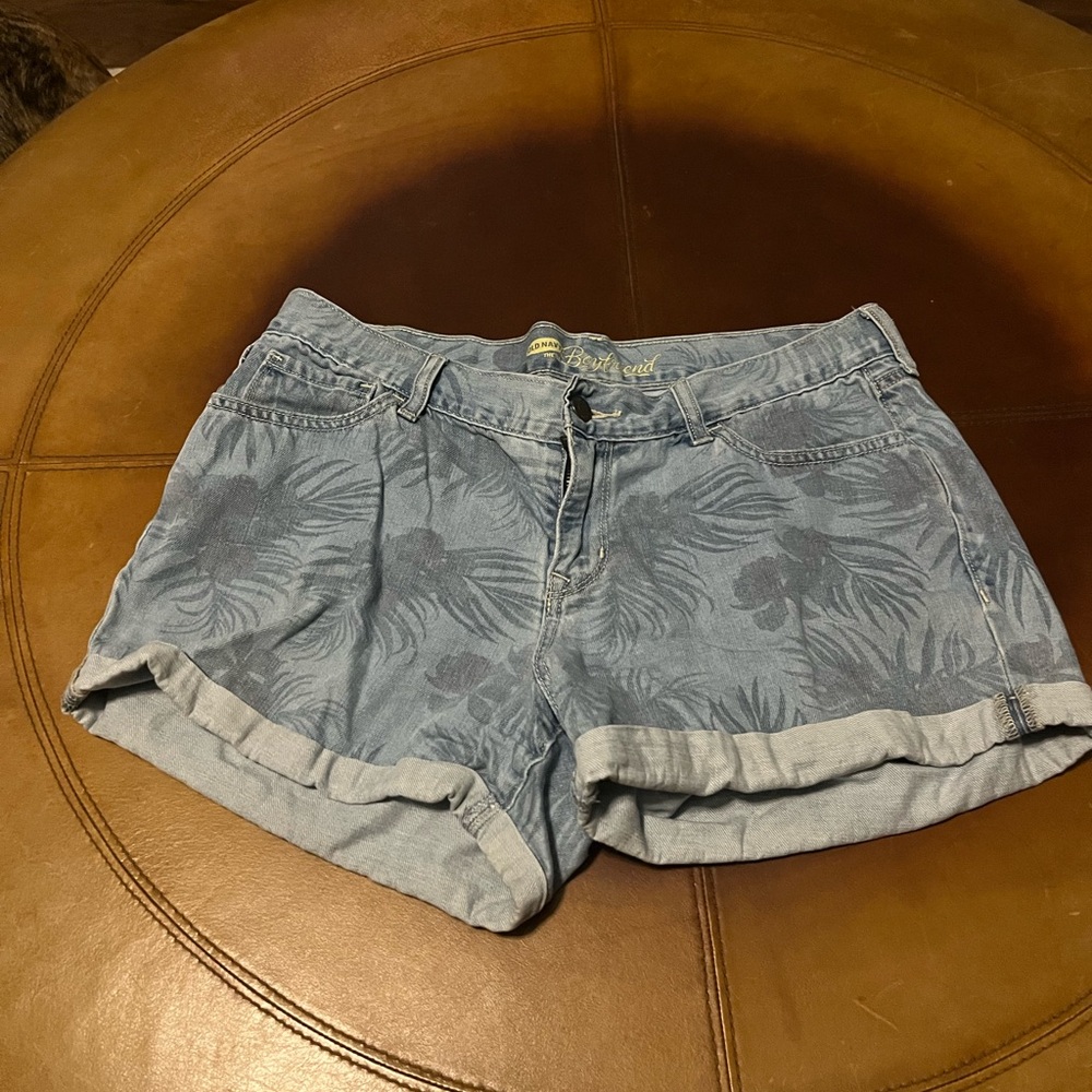 Blue Denim Women's Boyfriend Shorts Old Navy Size 10